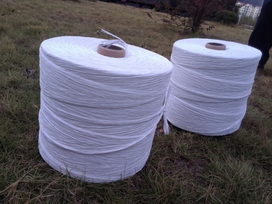 White Colored Added Caco3 PP Fibrillated Yarn 5% Hot Shrinkage Rate Free Sample