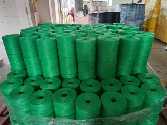 High strength Green Fibrillated Polypropylene Greenhouse Twine T1800 1kg Bobbin
